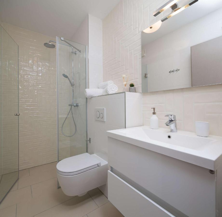 Villa Four Brothers - Middle Floor Podstrana Luaran gambar
