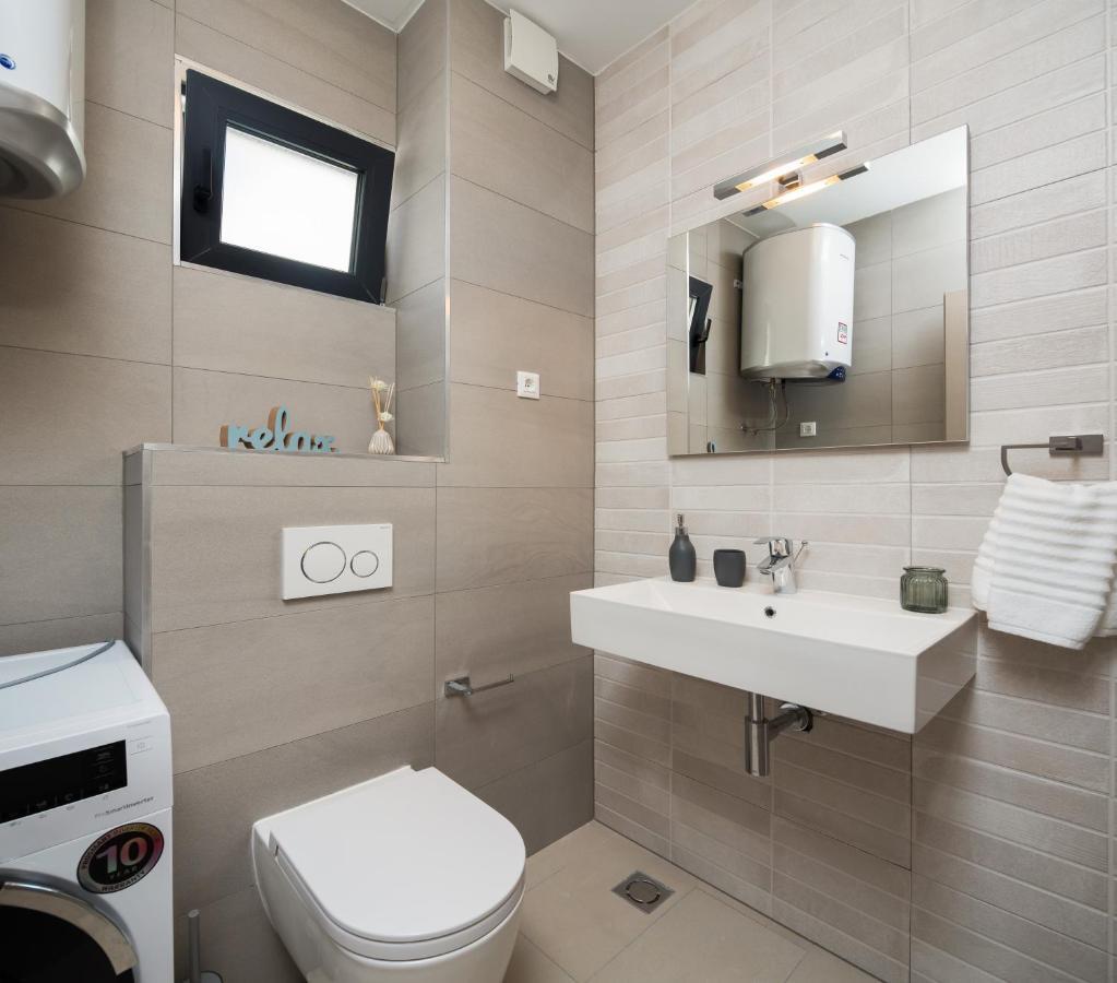 Villa Four Brothers - Middle Floor Podstrana Luaran gambar